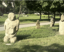 Парк-музей каменных баб, ул. Оборонная, 2 в Луганске